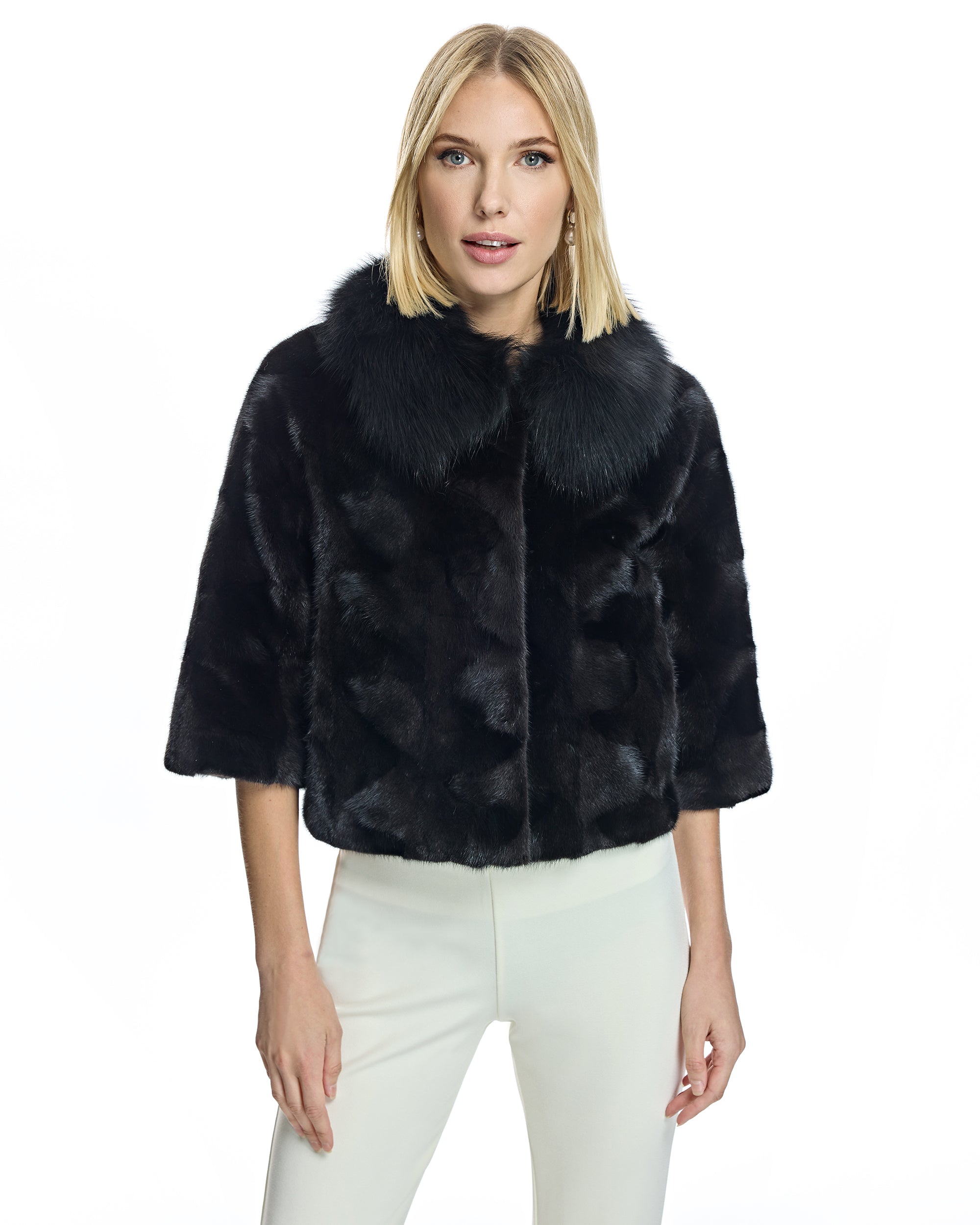 Chaqueta de visón con cuello de zorro