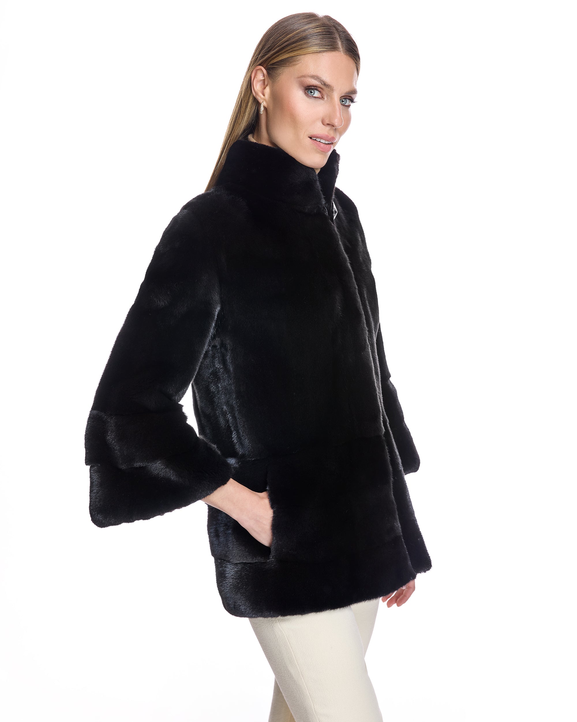 Chaqueta de visón con dobladillo horizontal