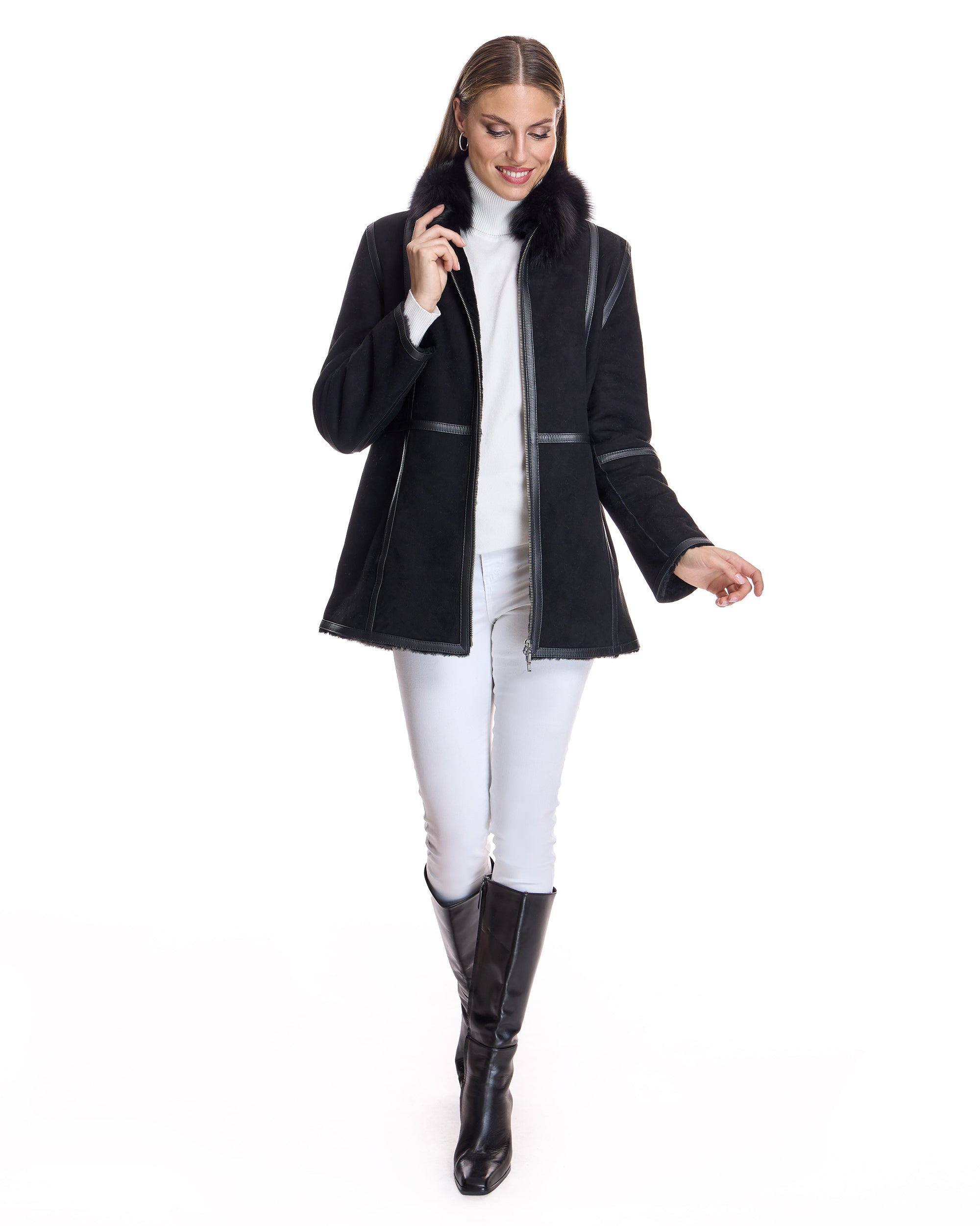 Chaqueta de piel de cordero con cuello alto de zorro